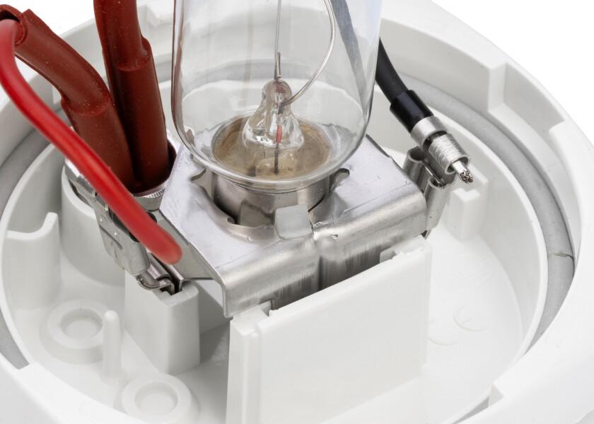 Nærbilde av Ankerlaterne Serie 2984 hvit halogen 12V COLREG 72