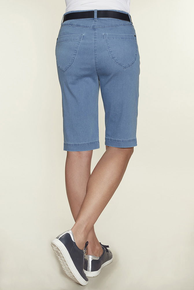 Anna Larssen jeans-bermuda for dame stretch denim 5-lommer nærbilde av stoff