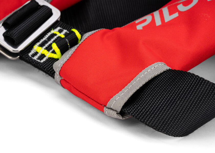 Automatvest PILOT 165 harness rød 165N tekstur polyester