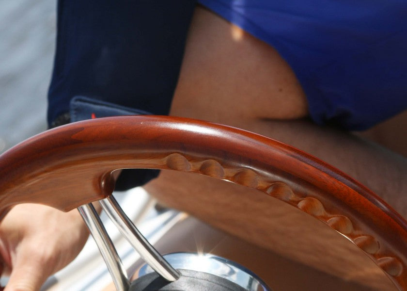 Detalj av Båtratt V21 teak for Compact-T-styring - Ultraflex