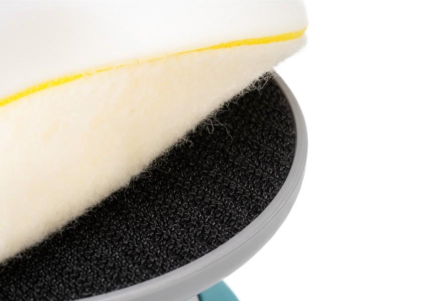 Batteridrevet rengjøringsmaskin E-Scrubber+ sett AQUA håndtak