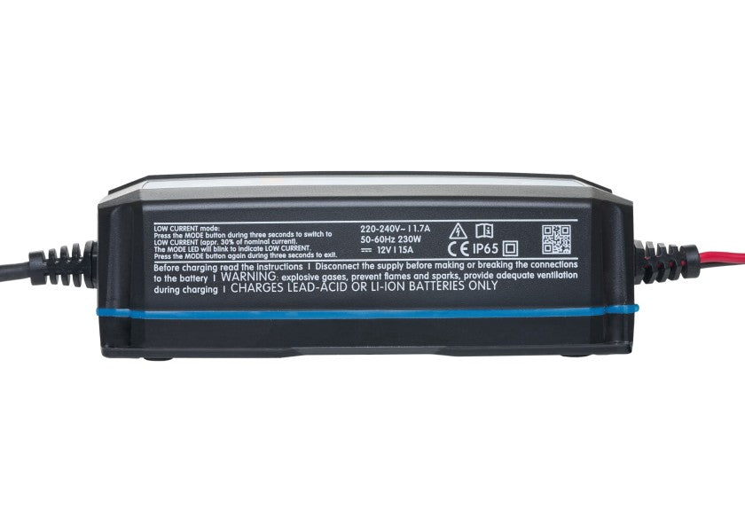 Visning av display på Batterilader BlueSmart IP65 12V 15A med Bluetooth