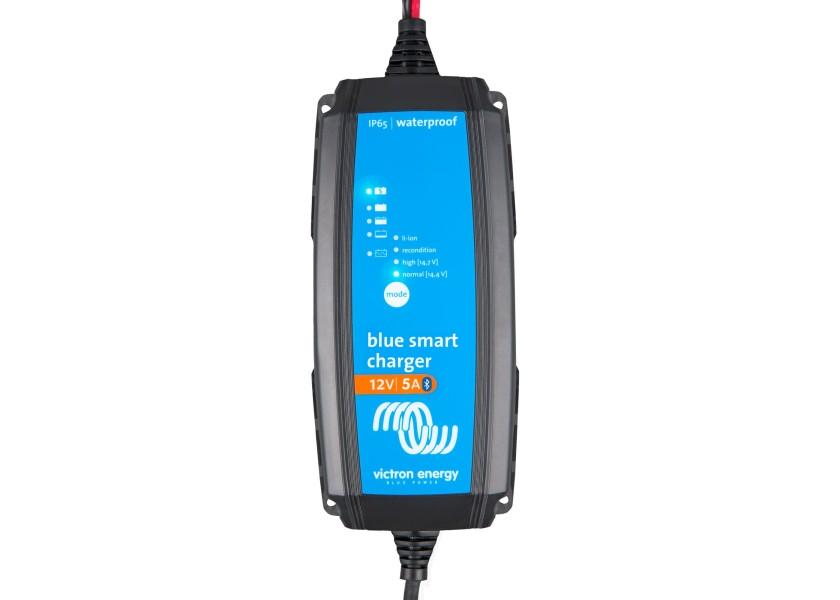 Batterilader BlueSmart IP65 12V 5A Bluetooth - Victron bakside