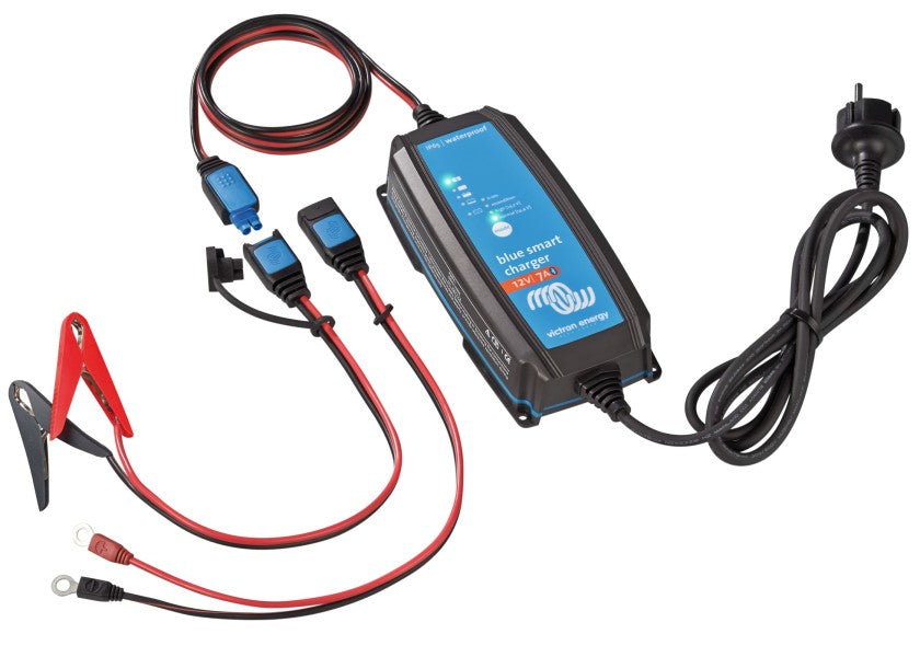 Batterilader BlueSmart IP65 12V 7A Bluetooth - Victron forfra