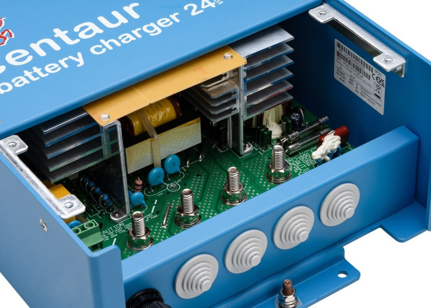 Batterilader Centaur 24 V 30 A 3 utganger 240-600 Ah bakside