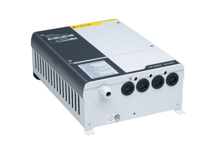 Nærbilde av tilkoblinger på Batterilader HPOWER 24V 60A 3 utganger - Cristec