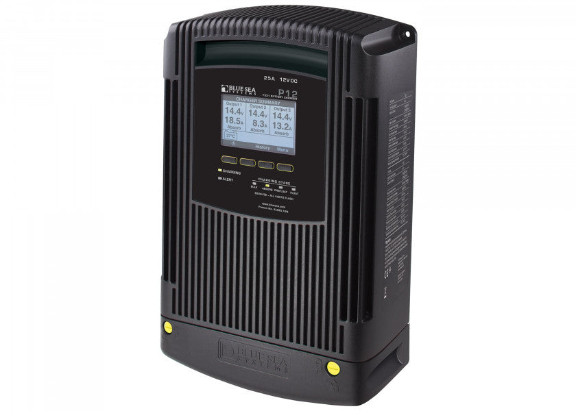 Batterilader P12 12V 25A 3 utganger - Blue Sea forfra