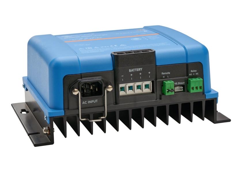 Batterilader Phoenix Smart IP43 12V 50A 3 utganger montert