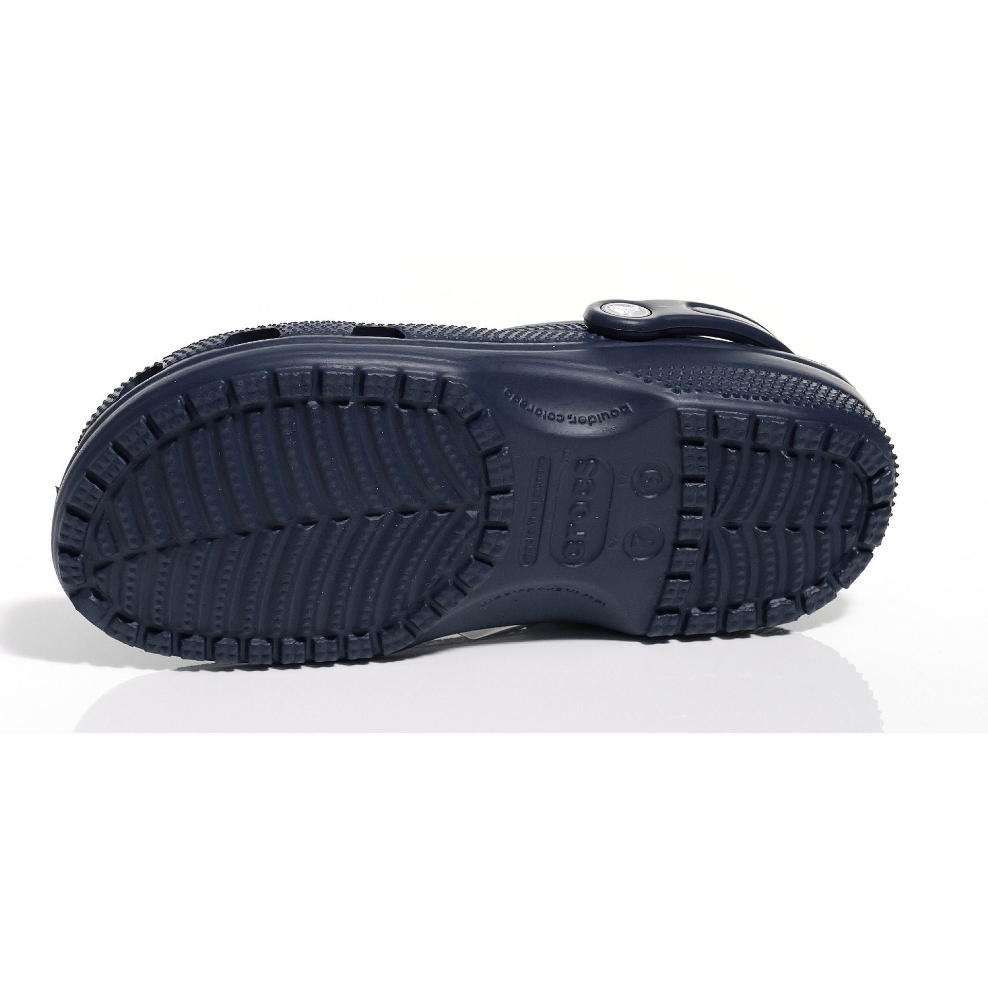 Classic Tøffel Croslite lettvekt med ventilasjonshull - Crocs fra siden