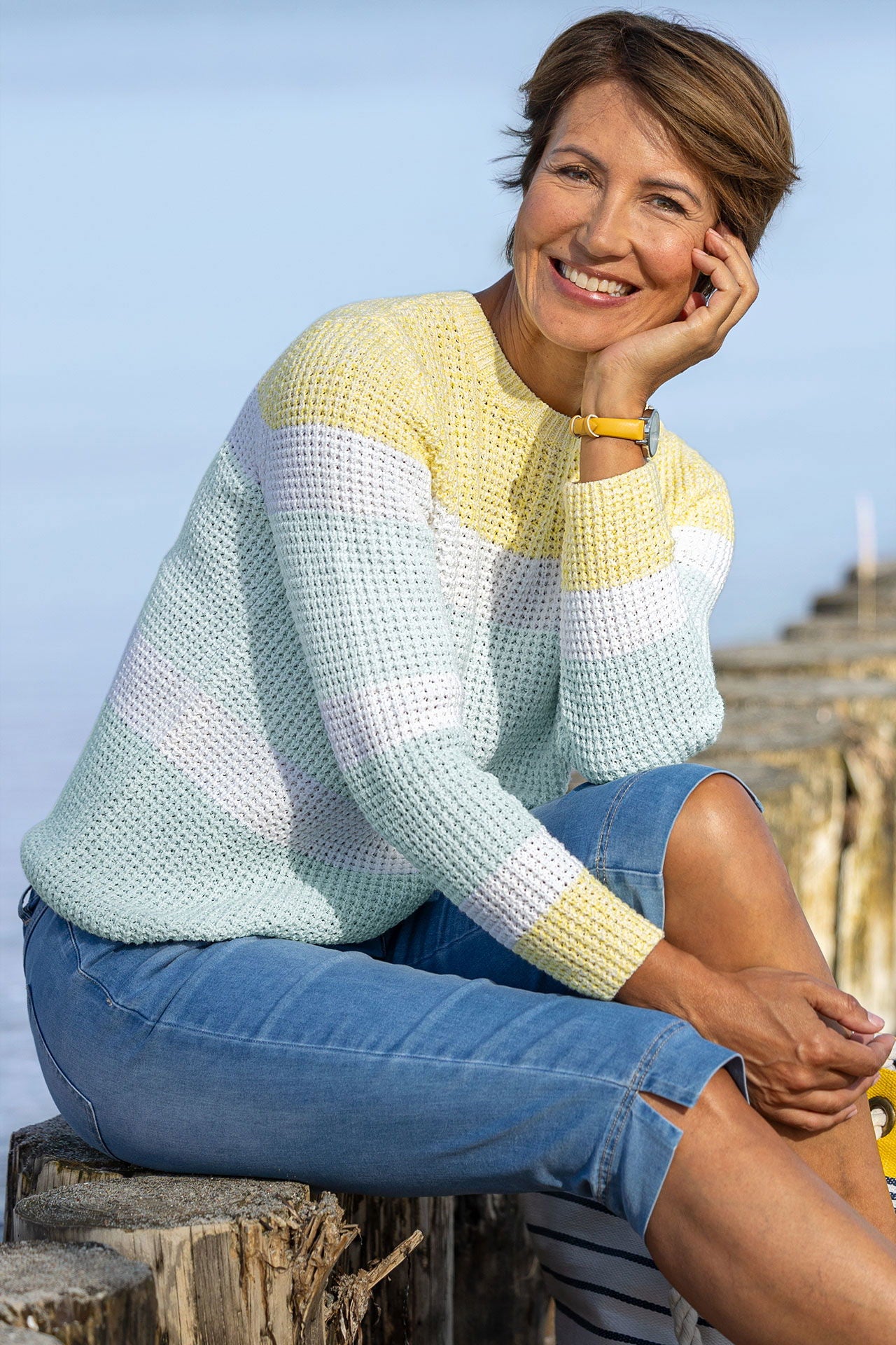 Colourblocking genser for damer med blokkstriper bakside