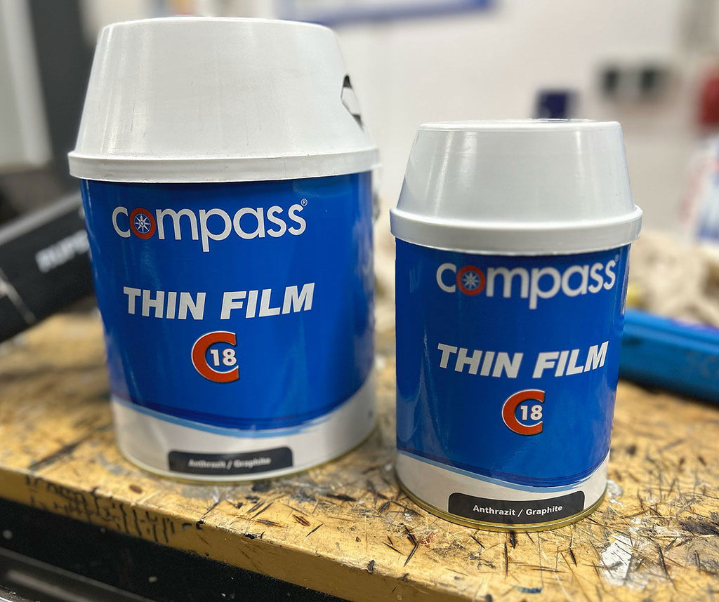 Compass C 18 tynnfilm bunnstoff påført båt