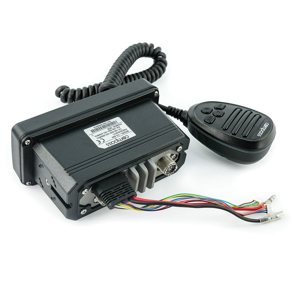 Compass CX-800 stasjonær VHF med GPS detalj av display