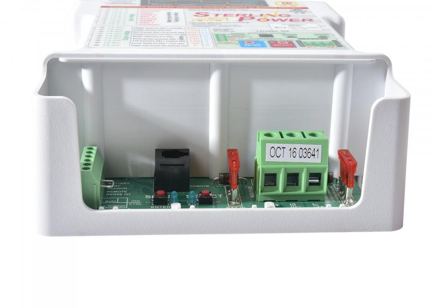 Montert DC-DC lader Pro Batt Ultra 12V til 12V 30A - Sterling i båt