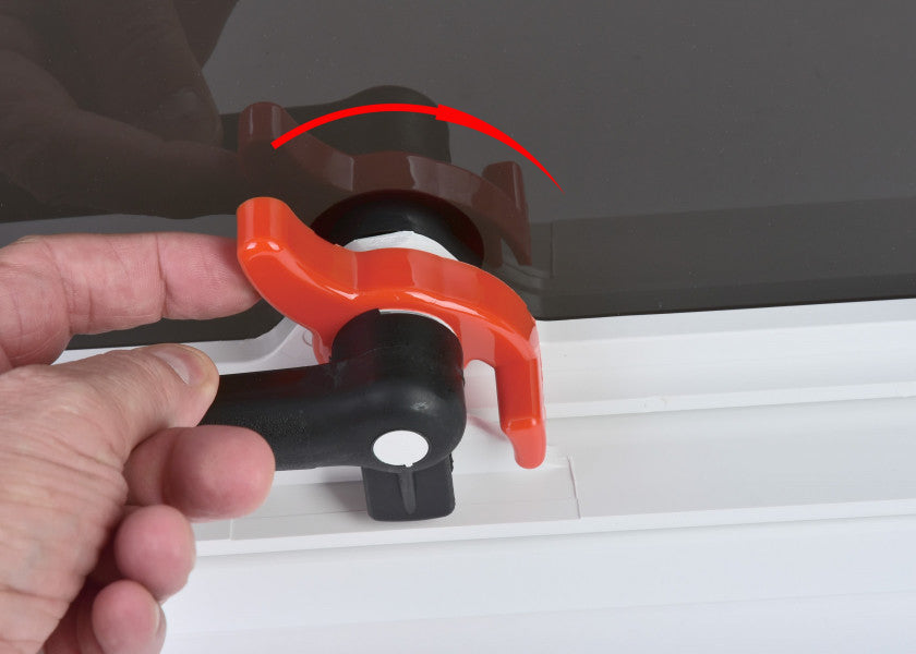 Lukket Dekksluke 268 x 448 mm plast røykgrå