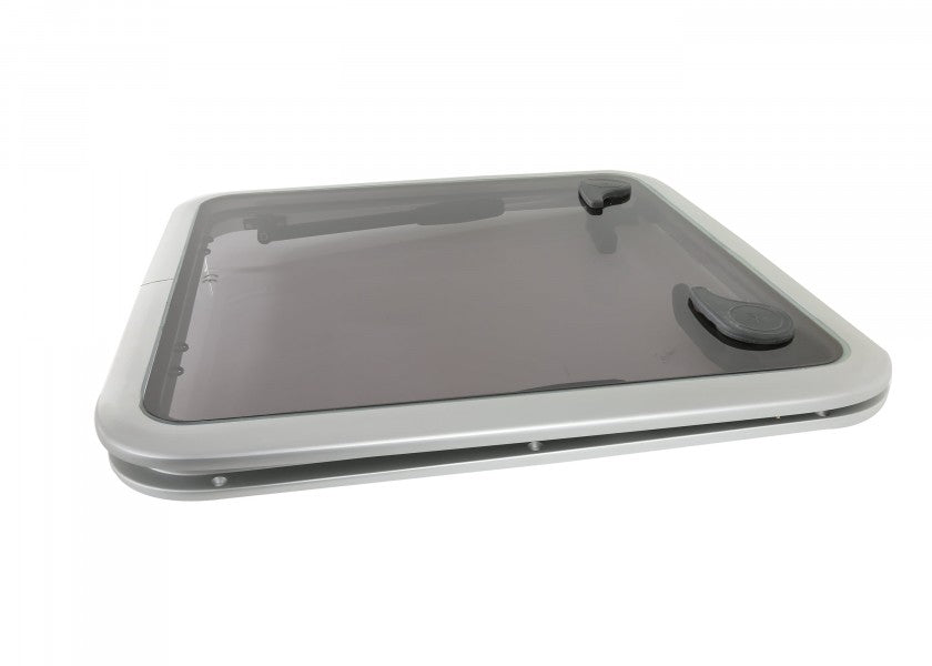 Dekksluke OPAL T60 aluminium 561 x 561 mm røykgrå akryl forfra