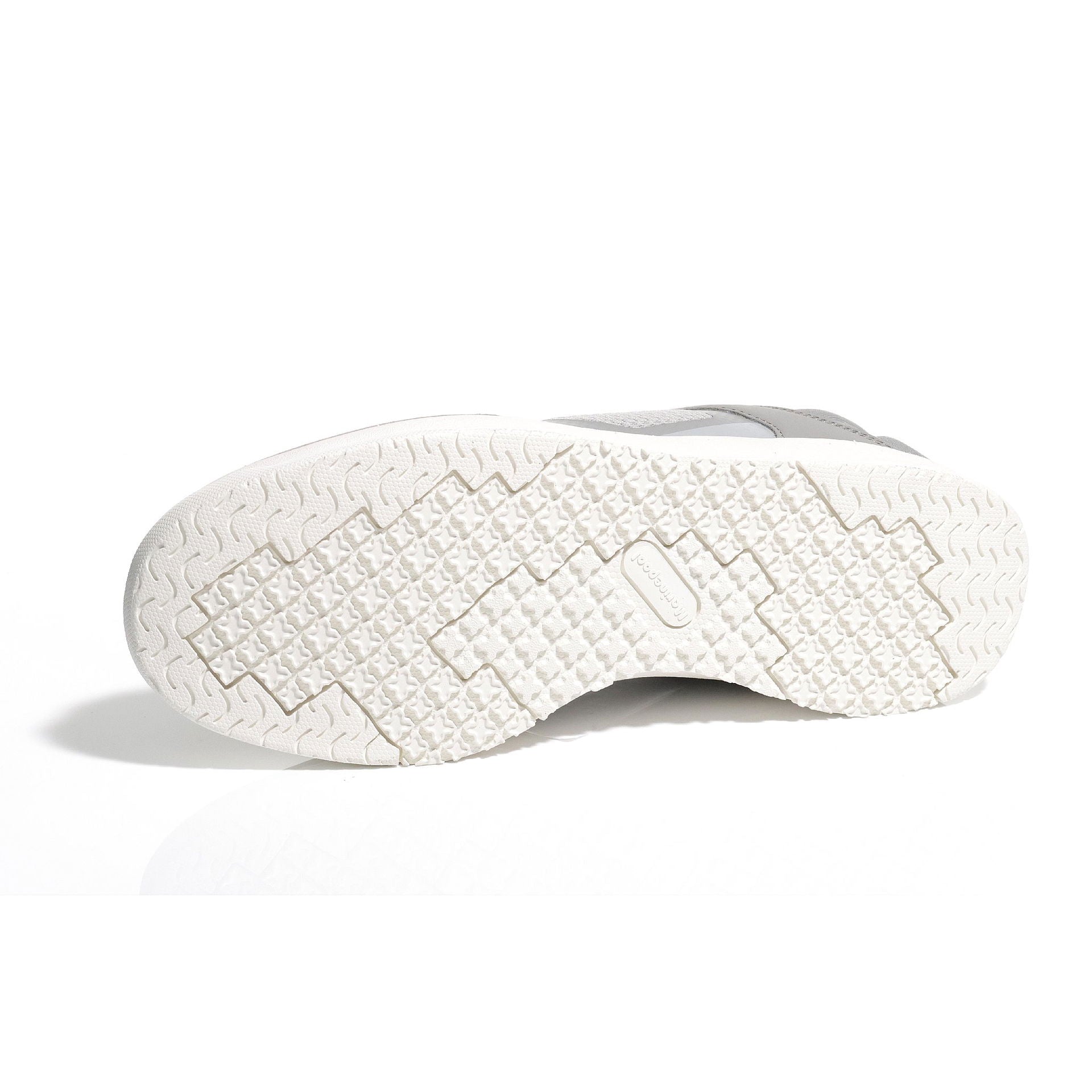 Dekkssko Ocean Spirit dame pustende sideprofil