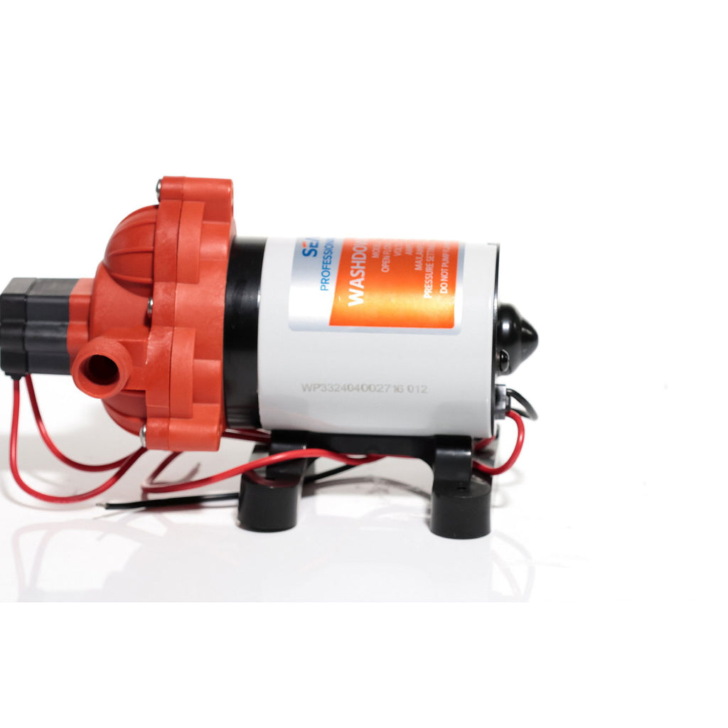 Dekksvaskepumpe 12V 11,6 l/min 3-kammer membranpumpe - Compass detalj av pumpe