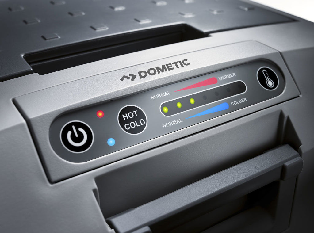 Detalj av Dometic TropiCool TCX kjøleboks softtouch-panel