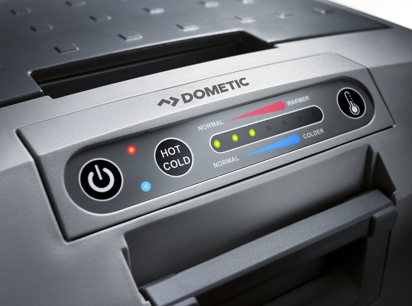 Detalj av Dometic TropiCool TCX kjøleboks softtouch-panel