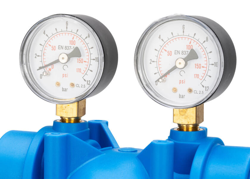Detalj av manometer på Drikkevannsfilter 5" enkelt filterhus med manometer liten - ATLAS
