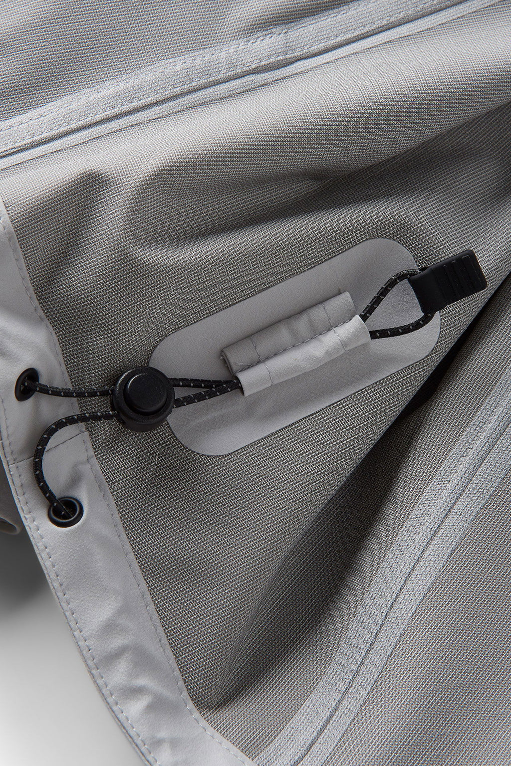 Dynamic Lite seiljakke vanntett 2,5-lags DRI PRO stretch lomme detalj