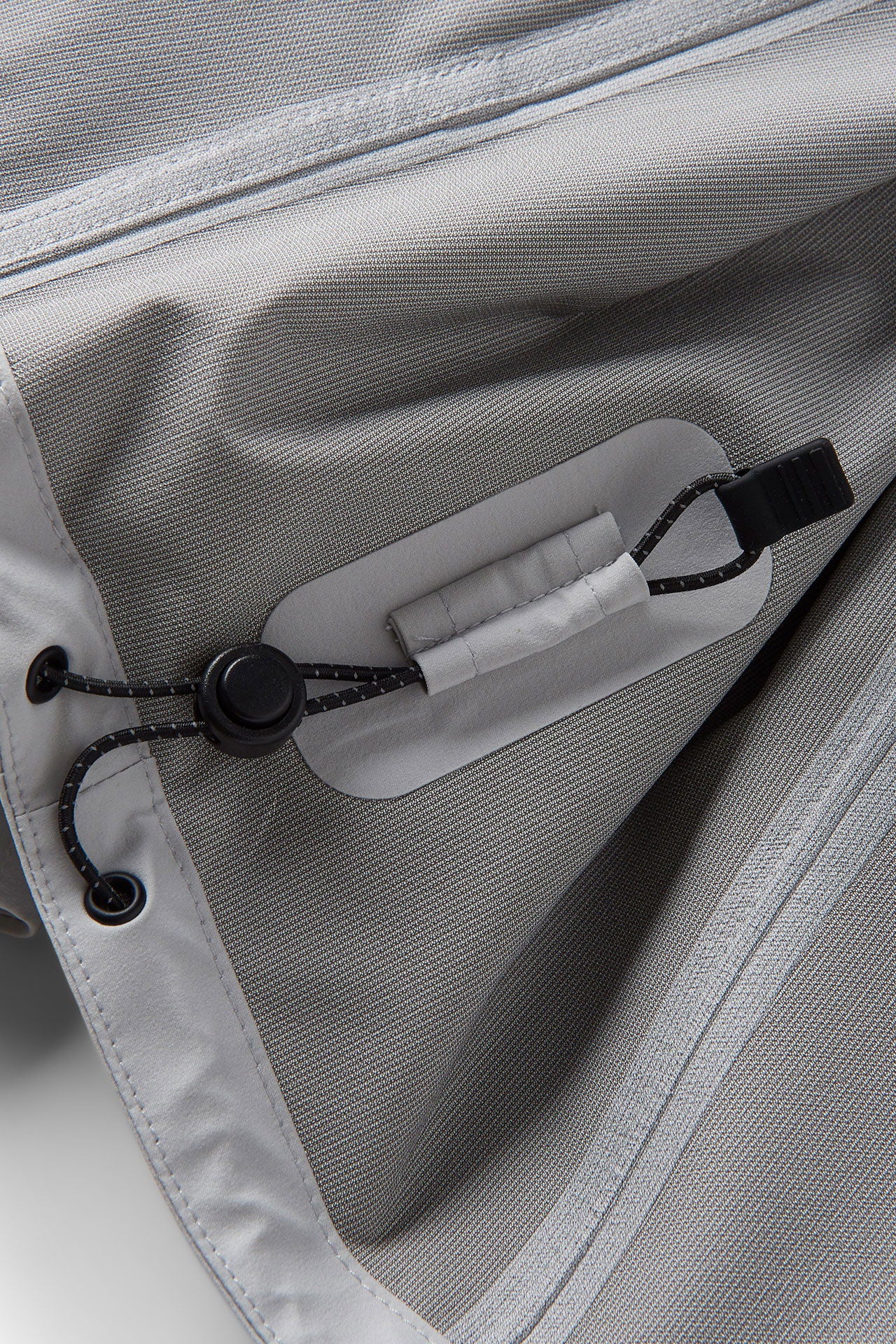 Dynamic Lite seiljakke vanntett 2,5-lags DRI PRO stretch lomme detalj
