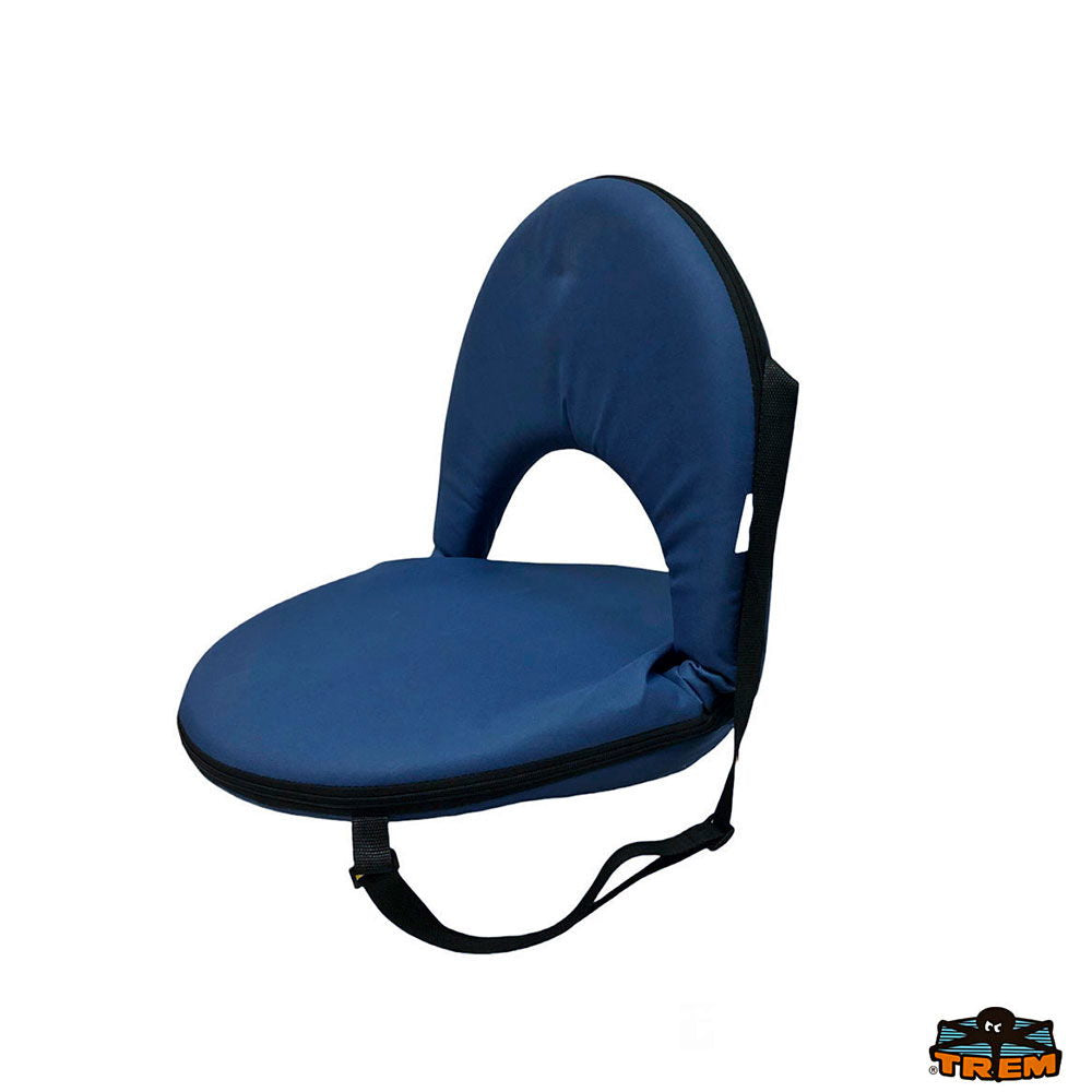 Montert Flexi Seat mini sittepute med justerbar ryggstøtte på båt