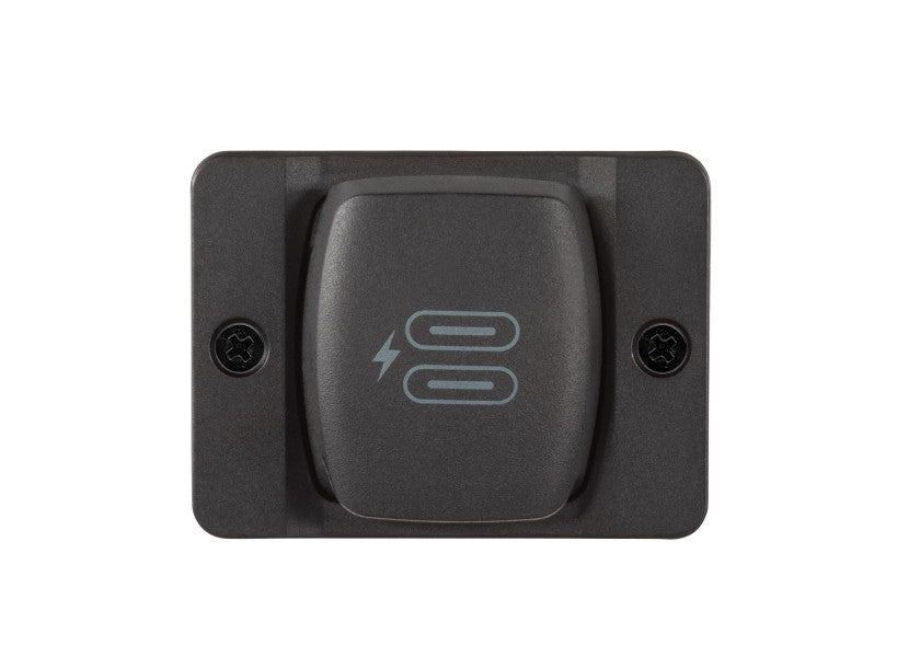 Flip Pro Max dual USB-C ladeuttak montert