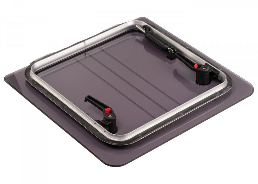Flush Hatch 3G dekksluke M 575 x 543 mm aluminium røykgrå detalj