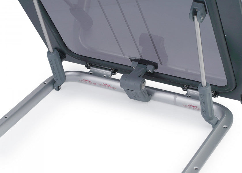 Flush Hatch dekksluke L 760 x 575 mm aluminium akryl røykgrå detalj