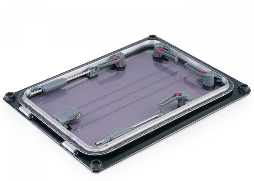 Flush Hatch dekksluke L 760 x 575 mm aluminium akryl røykgrå nærbilde
