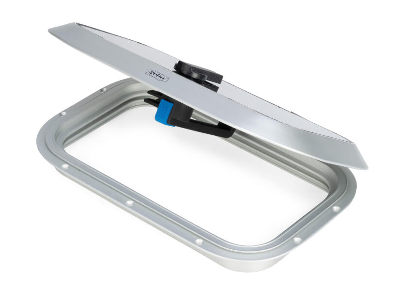 FlushLine dekksluke 12 aluminium 380 x 240 mm flatt profil montert på båtdekk
