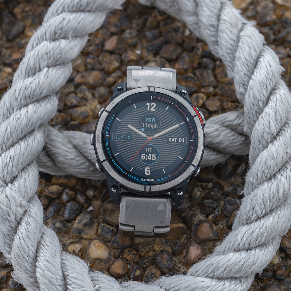 Garmin quatix 7X Sapphire Solar Titan i bruk på sjøen