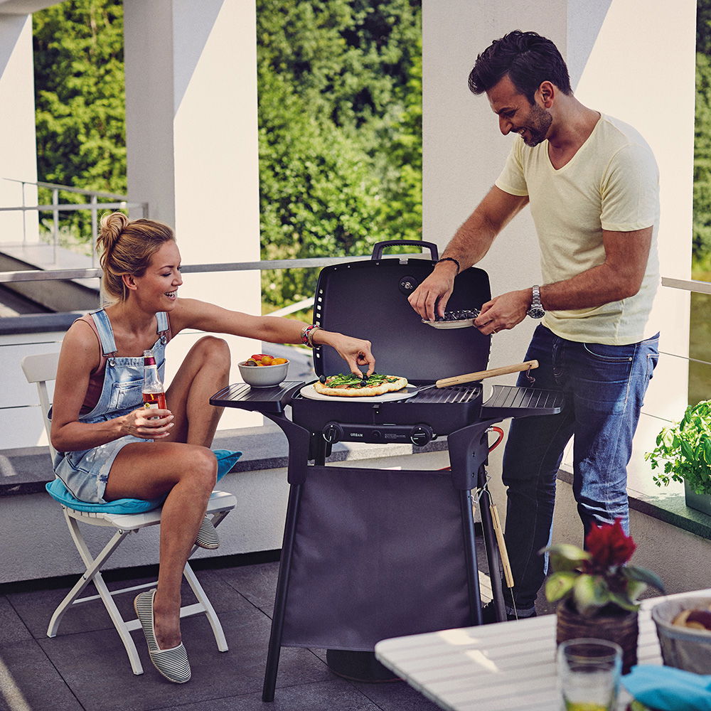 Gassgrill Urban 2x 2,2 kW aluminiumsstøp med termometer oversikt