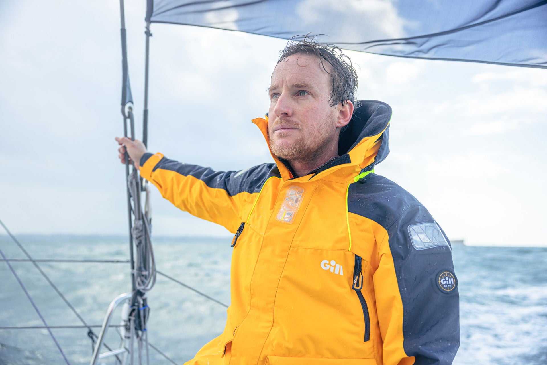 Lommer med vanntette YKK glidelåser på Gill OS26 offshore seiljakke XPLORE®