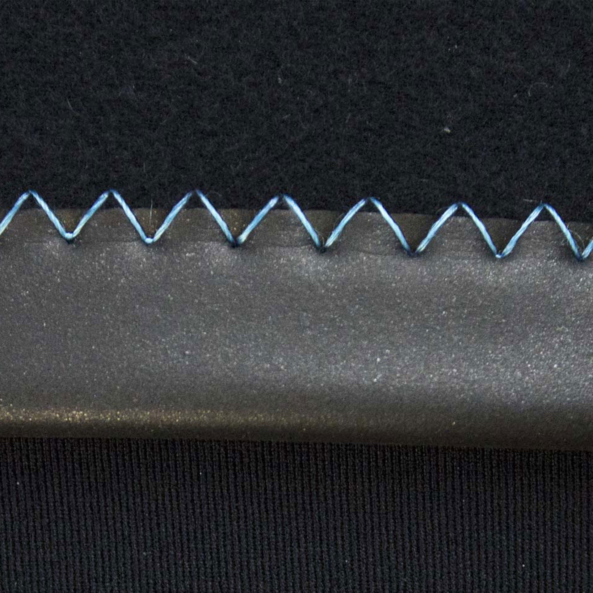 Glideskin-krage på Neopren-top 2,5 mm W-Flex flatlock-sømmer