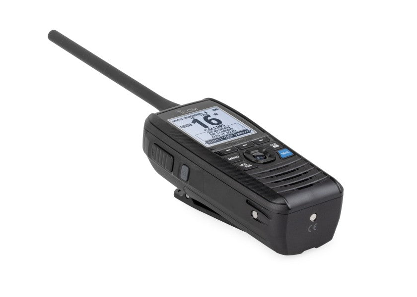 Montert Håndholdt VHF IC-M94DE med AIS-mottaker og DSC i båt