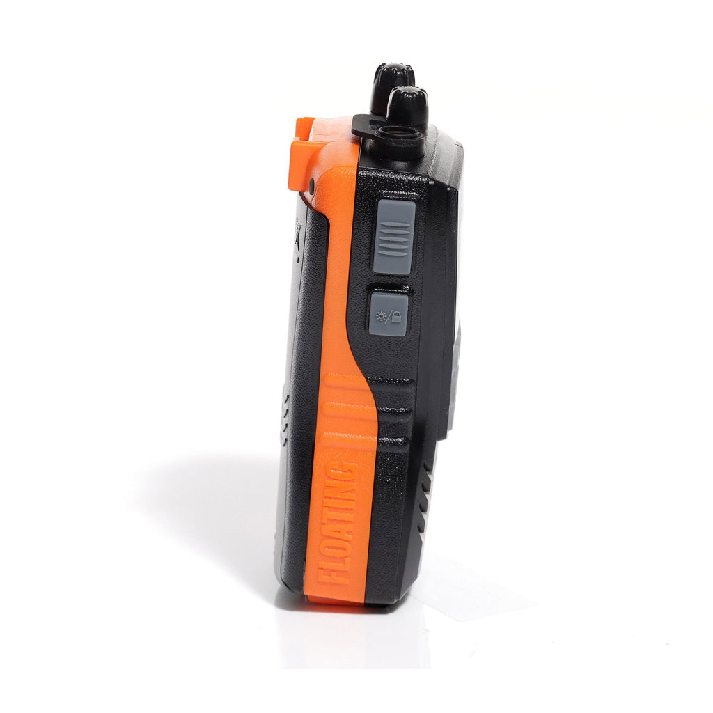 Nærbilde av skjerm på Håndholdt VHF MR HH600 med GPS og DSC flytende - Cobra