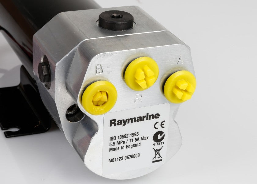 Hydraulikkpumpe for autopilot type 2 24V - Raymarine bakside