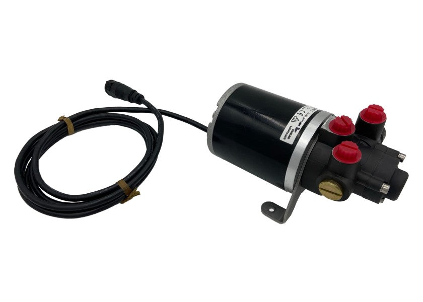 Hydraulikkpumpe PUMP-1 bakside med koblinger