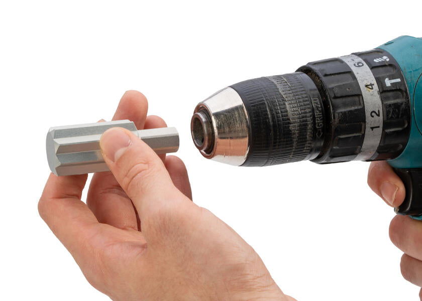 Nærbilde av iWinch vinsjadapter for drill aluminium
