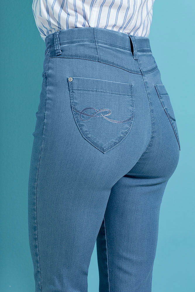 Jeans dame Laura Touch super stretch denim foran