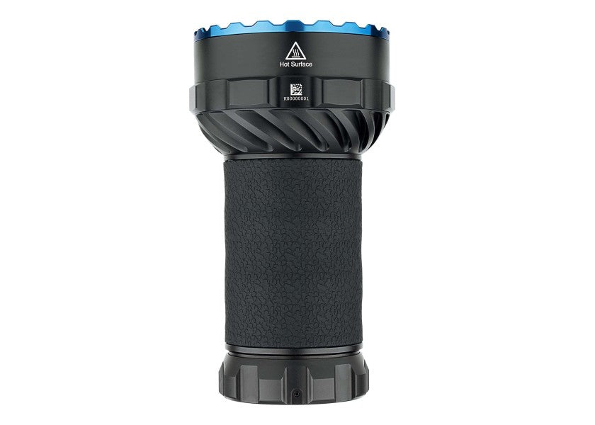 Lommelykt MARAUDER 2 14000 lumen oppladbar i bruk om natten