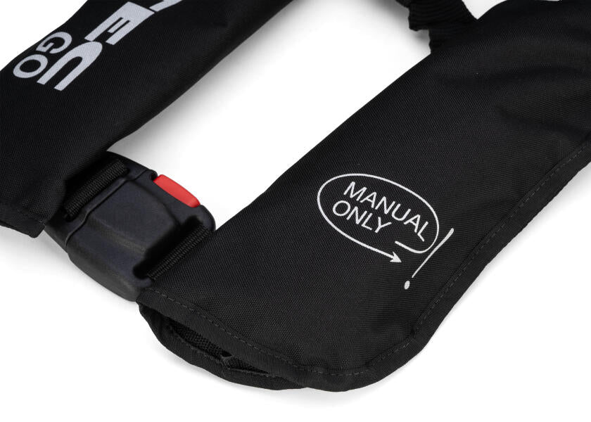 Manuell redningsvest GO 150 N svart polyester - Seatec med integrert nødpeilesender