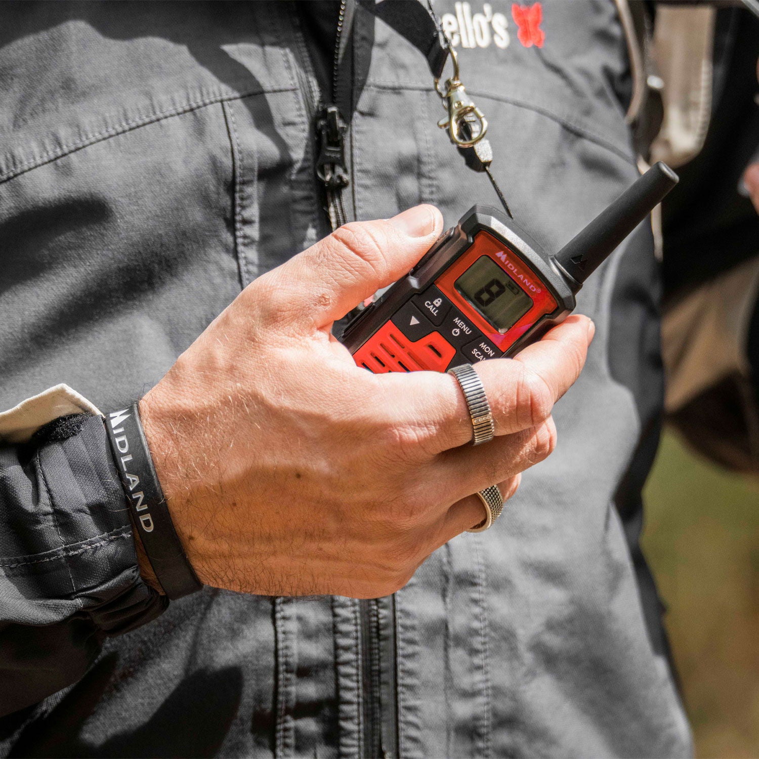 Midland XT10 Pro PMR446 radio 2er sett montert