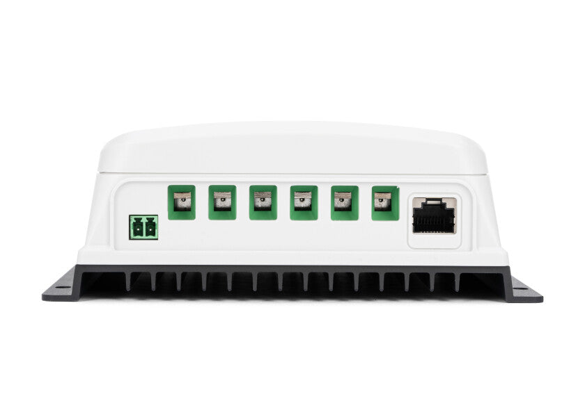 MPPT solcelleregulator MoonRay 320 montert
