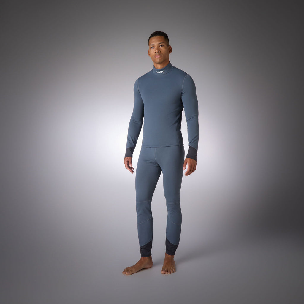 Musto Thermal Baselayer Shirt 2.0 teknisk undertøy i bruk utendørs