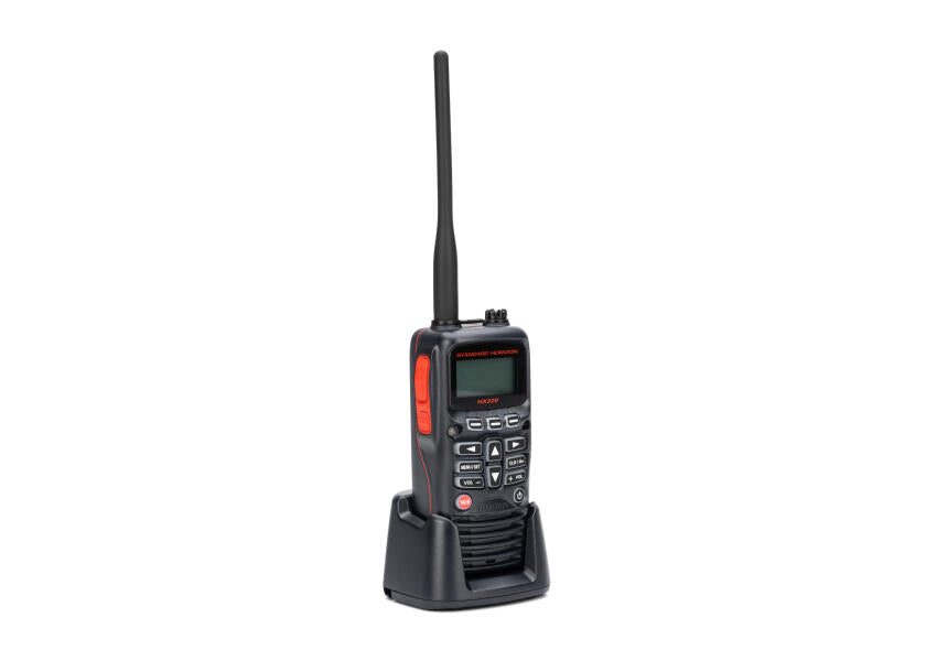 Nærbilde av skjerm på Håndholdt VHF HX320E 6W flytende med USB-C