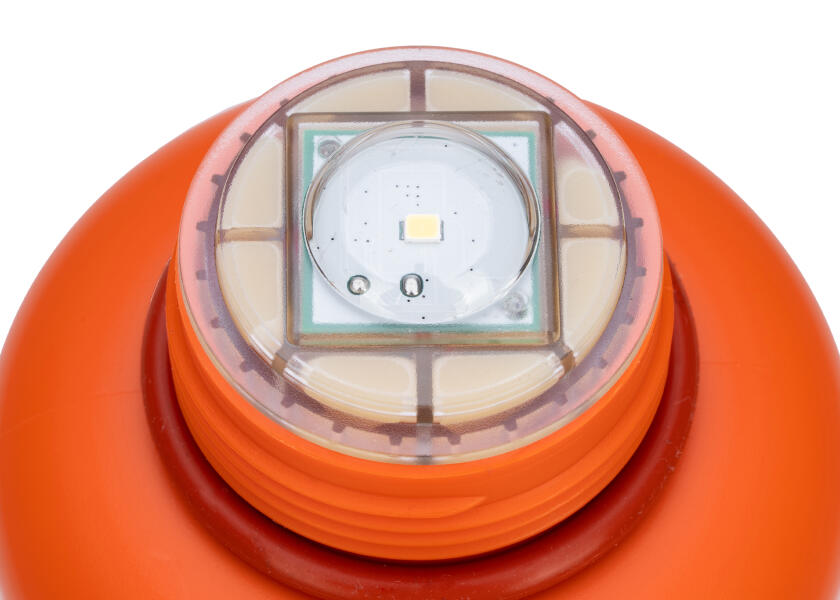Nødlys L90 LED med Wheelmark MED-godkjenning bakside