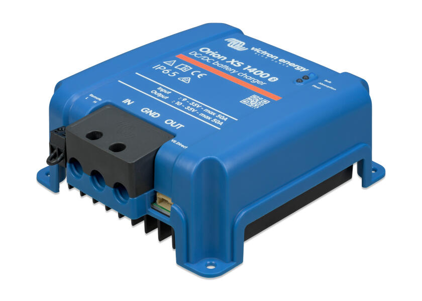 Orion-XS 1400 batteri-til-batteri-lader 50 A nærbilde av tilkoblinger